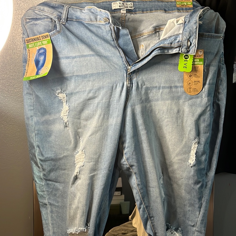 Butt lifting jeans